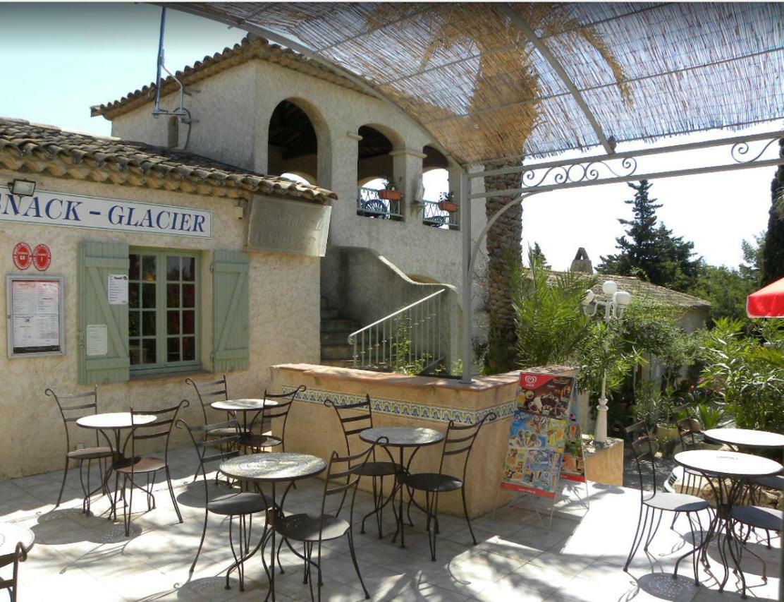 Mobile Home In Frejus, South Of France Exterior photo